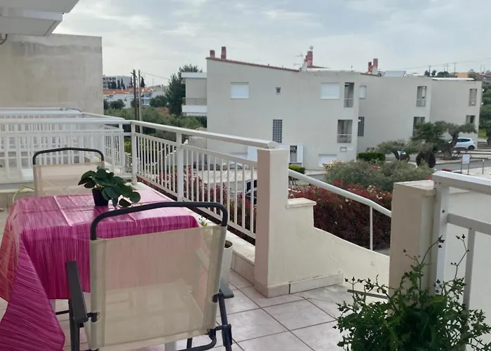 Emmas House Tatil Evi Gerakini