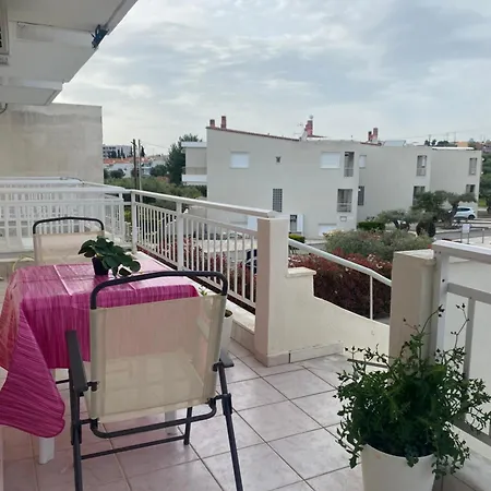 Emmas House Tatil Evi Gerakini