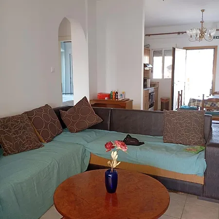 Emmas House غيراكيني