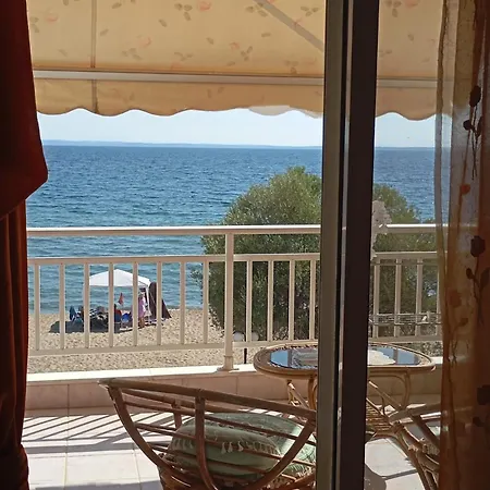 Emmas House بيت للعطل